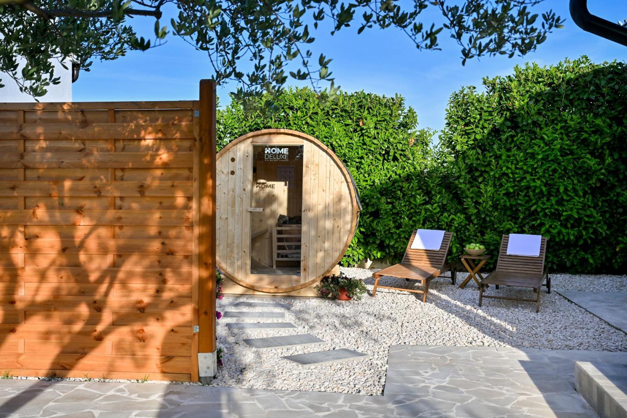 Holiday Home Aprilis With Pool, Jacuzzi And Sauna Galovac  Exterior foto